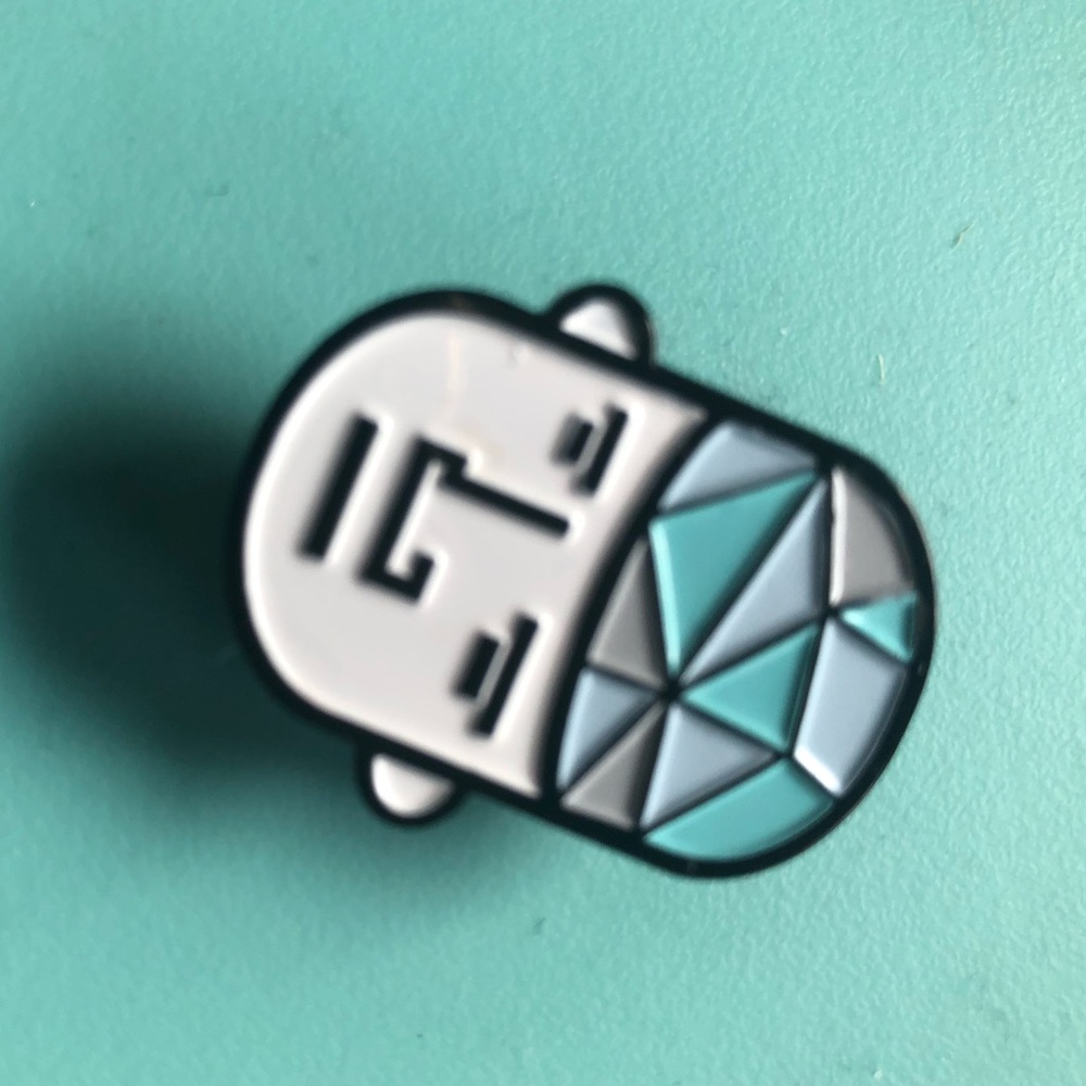 Brainiac Geometric Pin - Picture 3 of 4